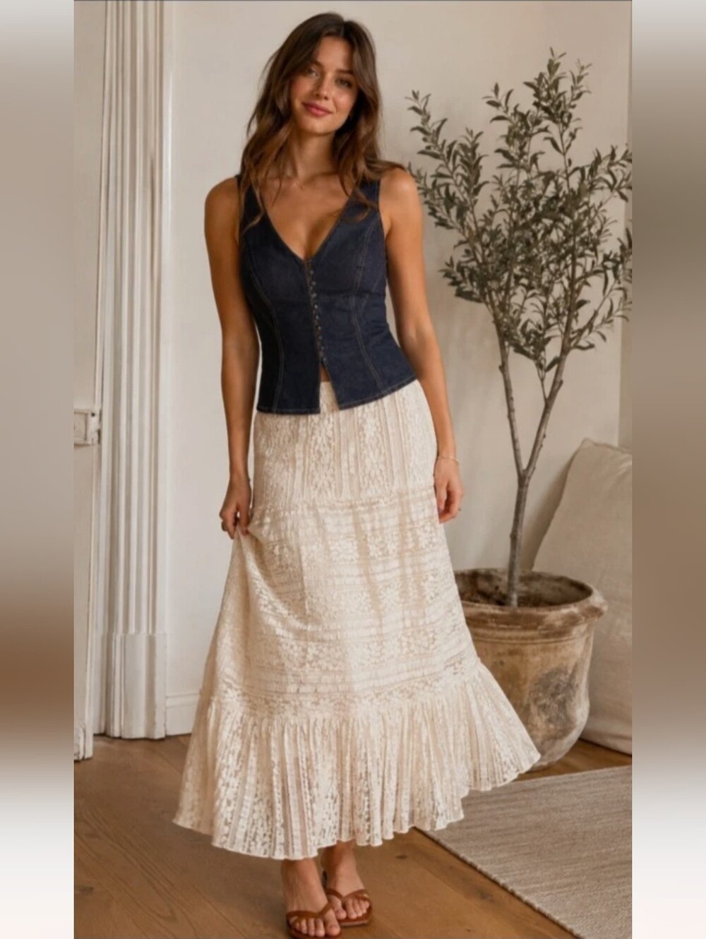 Solitaire Cream Floral Lace Maxi Skirt size L